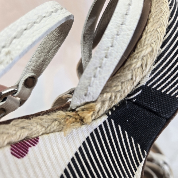 Burberry Women’s 37 Wedges Nova Check Hearts Platform Sandals Leather Straps - Picture 6 of 13